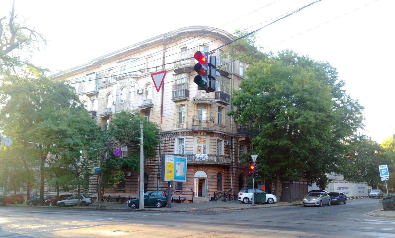 Apartment Vechnye Tsennosti Одесса Экстерьер фото
